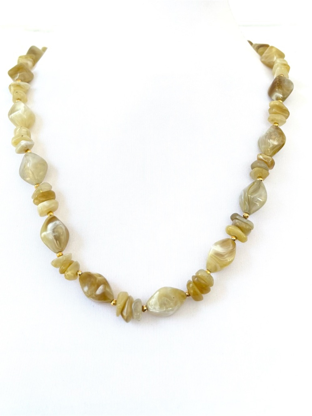 Vintage Faux Stone Yellow Agate Acrylic Bead Necklace 22”